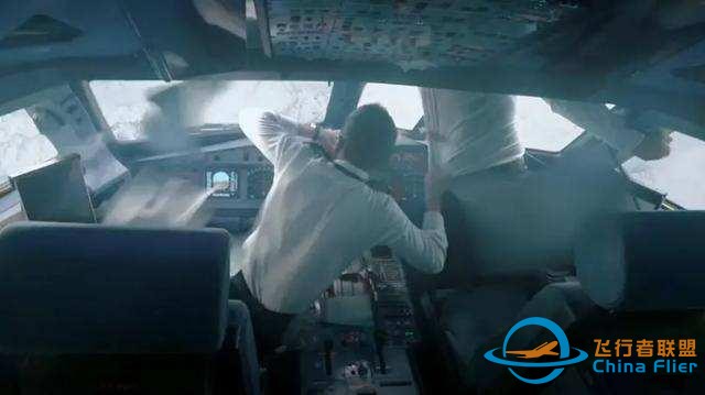 A320客機操縱桿為什么能擺茶盤？側桿模仿戰(zhàn)斗機，副駕被禁止起落-918